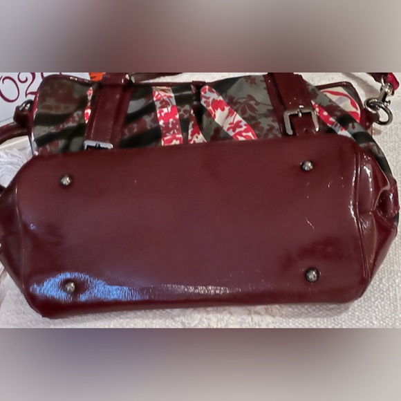 BURBERRY Burgundy Patent Beat Nova Check Floral Satchel Bag Purse HOST PICK - Picture 15 of 15